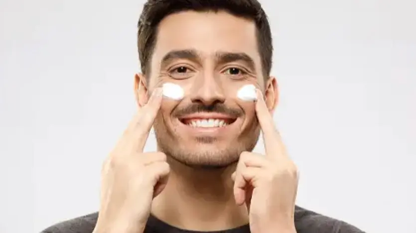 For those seeking profound rejuvenation, hyaluronic acid-based bio-remodeling treatments offer a promising solution.