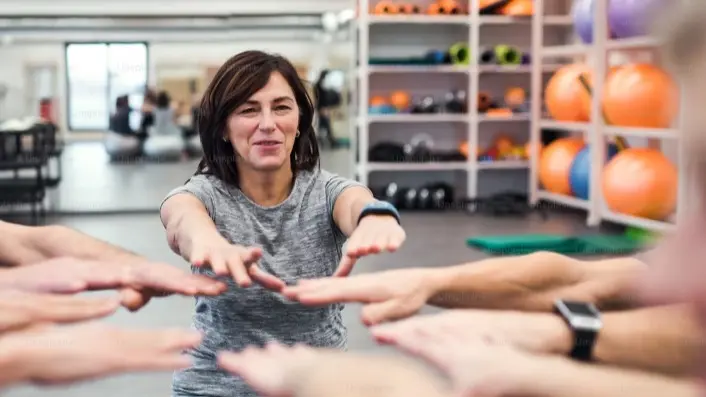 Benefits Of Exercise Ball Workouts In Building A Strong Core Exercise balls