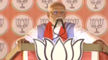 PM Modi Addresses Rally in UP's Barabanki | LIVE