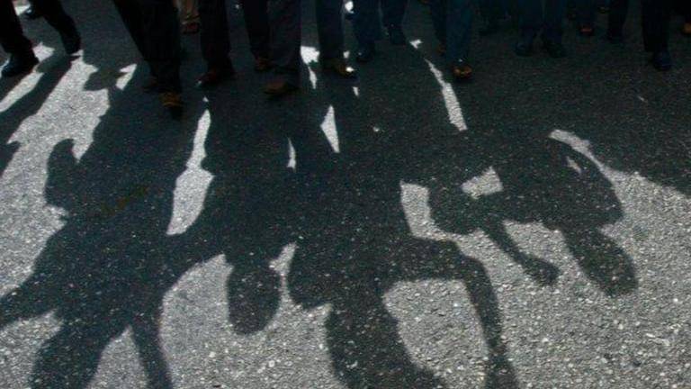 'dead body protest' against scam-hit co-op bank triggers political row in kerala