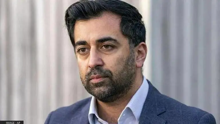 Humza Yousaf sworn in as Scotland’s first minister amid SNP's squabble Hamza