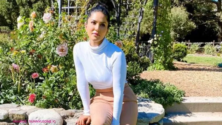 Sunny Leone back in work mode; says 'Bollywood glamour is back in my life' sunny leone