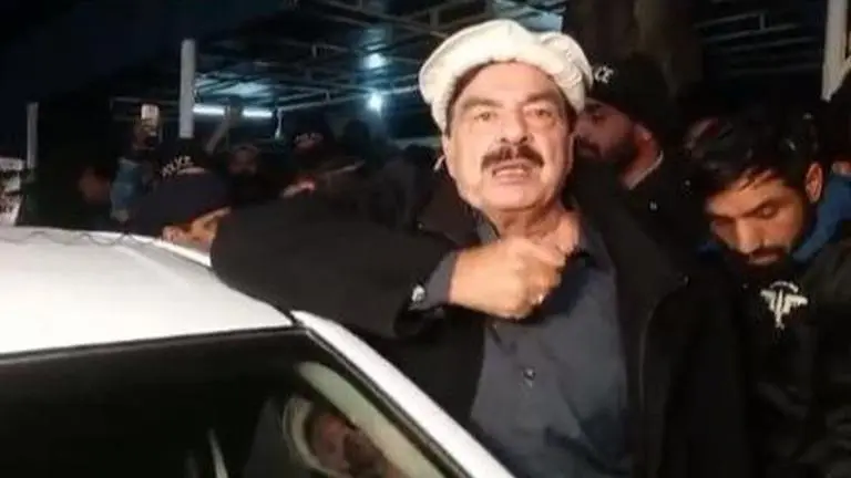 Ex-Pakistan min Sheikh Ahmed arrested for levelling allegations against Asif Ali Zardari Sheikh Rashid Ahmed