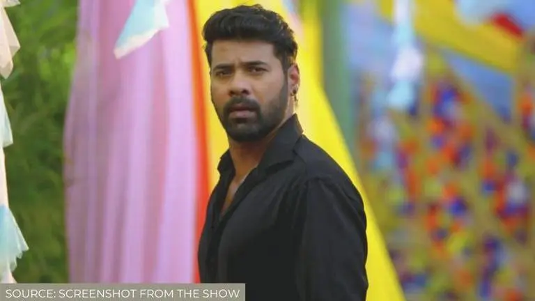 Kumkum Bhagya 11 February, 2021 written update: Abhi learns Ashok's truth & saves Pragya kumkum bhagya 11 february 2021 written update