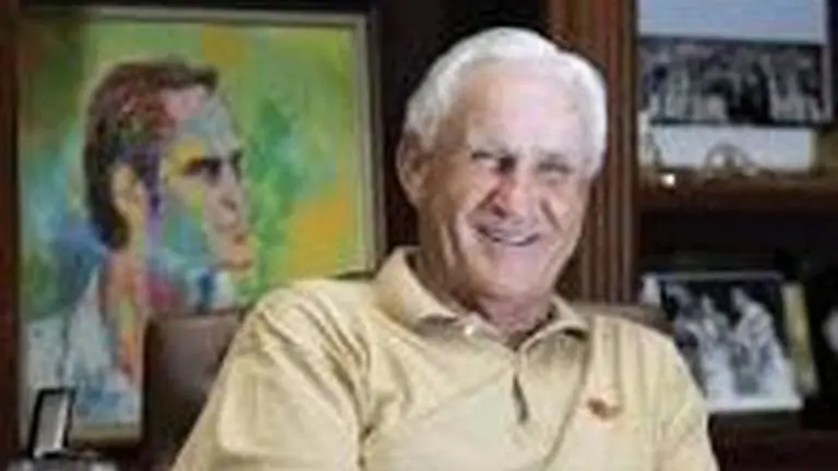 Shula remembered by peers for playing within the rules