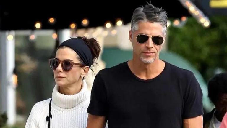 Sandra Bullock’s partner Bryan Randall dies at 57 from rare neurological disease Sandra Bullock’s partner of three years Bryan Randall