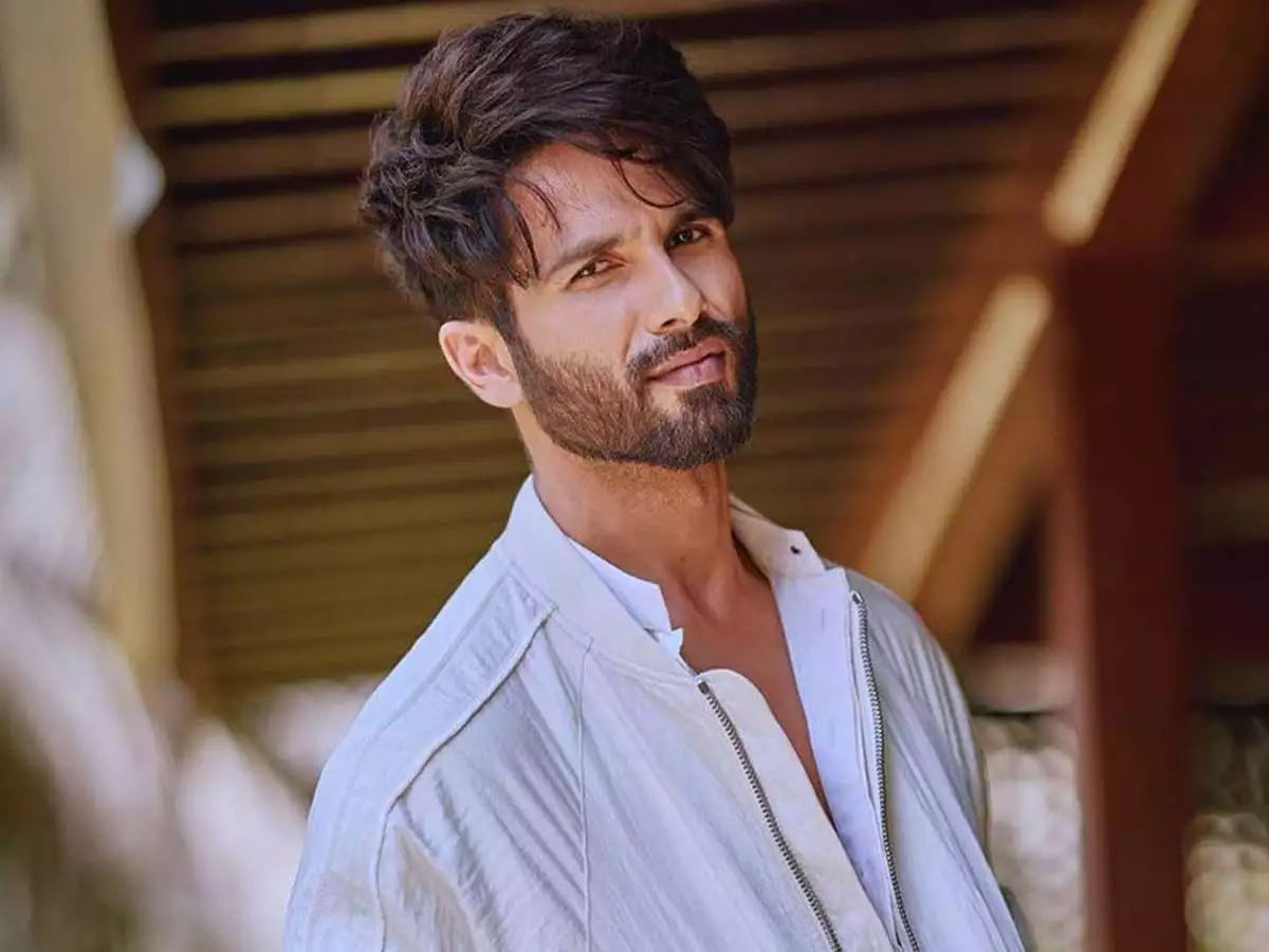 10 Very Real, Very Depressing Thoughts Every Fangirl Has Had About Shahid  Kapoor's Upcoming Wedding