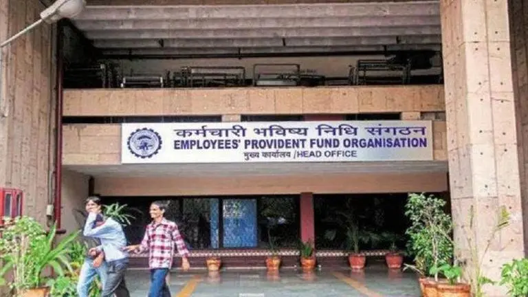 EPFO cuts interest rate on deposits to 7 year low of 8.5 percent for 2019-20