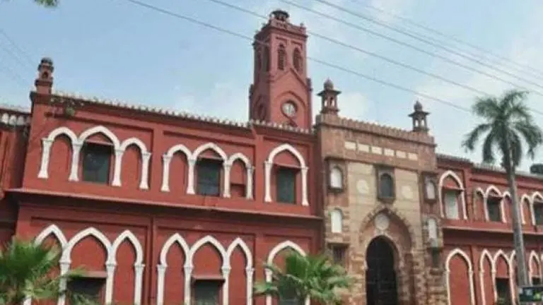 AMU to conduct online open book exams for final semester