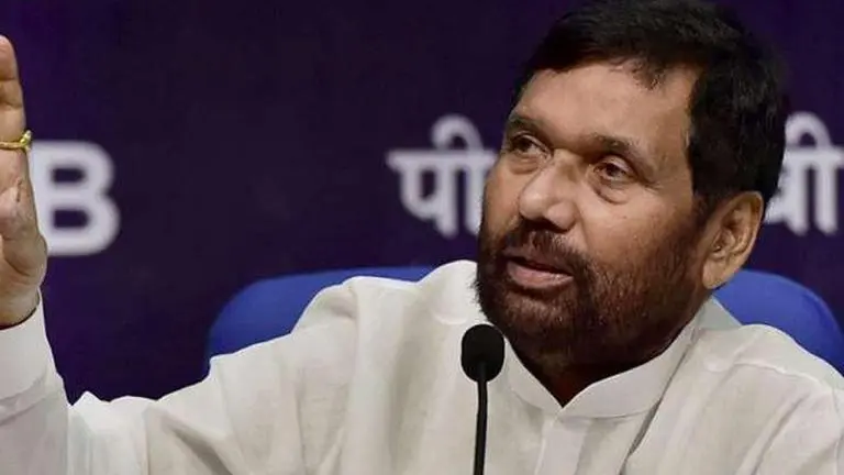 'Our godowns have enough food grains for nine months': Union minister Ram Vilas Paswan