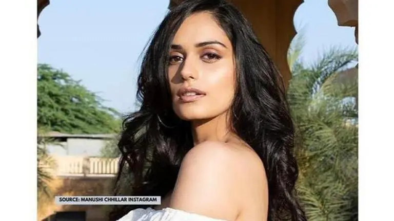 Manushi Chhillar posts a sun-kissed pic; fans ask her to stay home amid lockdown Manushi Chhillar