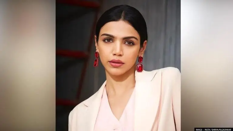 Shriya Pilgaonkar reveals struggles despite being a star kid; 'No phone calls were made' Shriya Pilgaonkar, Shriya Pilgaonkar exclusive interview