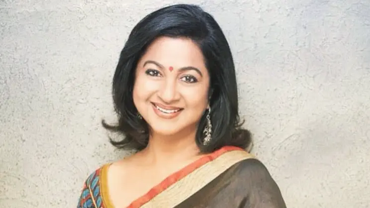 Remember Rishi Kapoor's Naseeb Apna Apna Co-star Radhika Sarathkumar? Here's What She Looks Like Now Radhika Sarathkumar