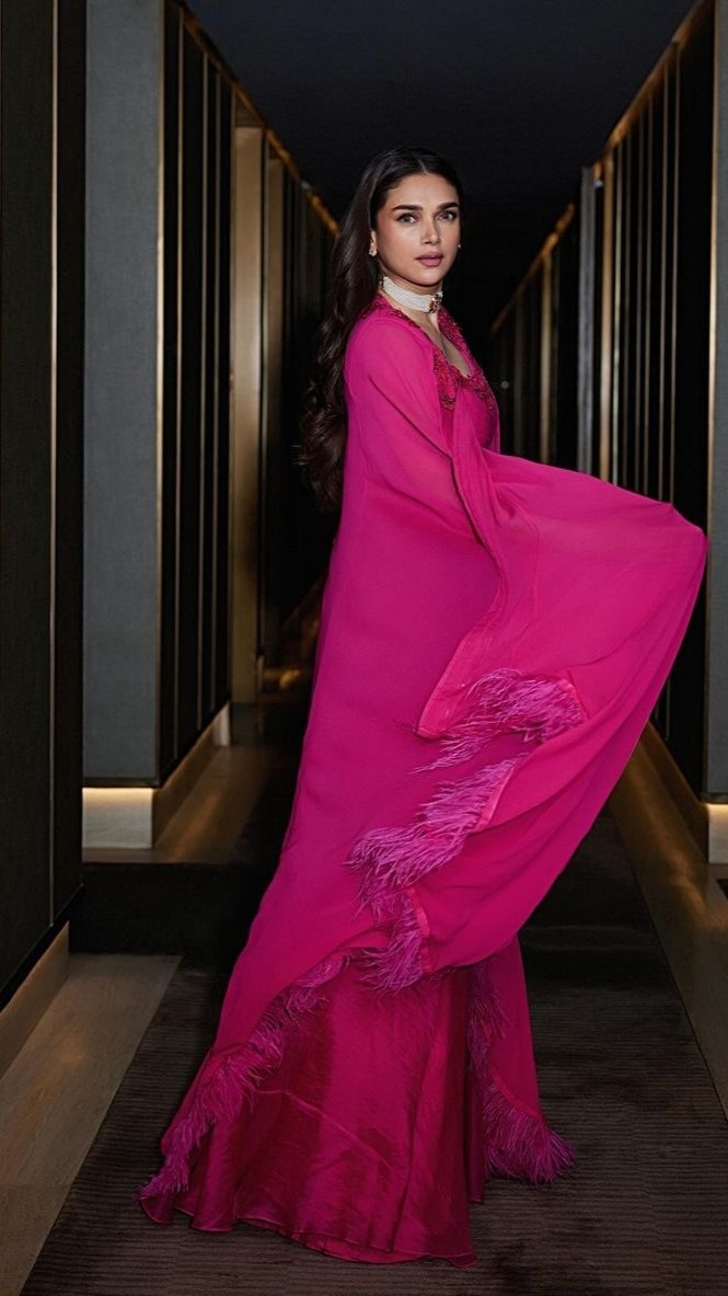 aditi rao hydari pink dress 4 bright kurta sets from Aditi Rao Hydari's wardrobe that'll inspire your  upcoming festive gatherings
