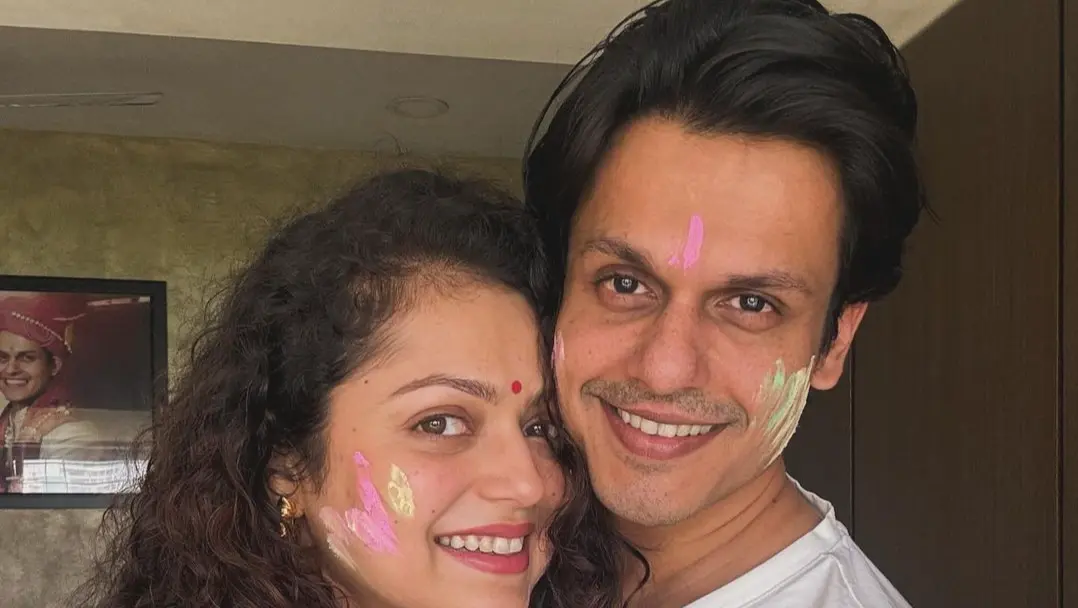 Madhubala Actress Drashti Dhami Announces First Pregnancy After 9 Years Of Marriage - Watch Drashti Dhami with husband