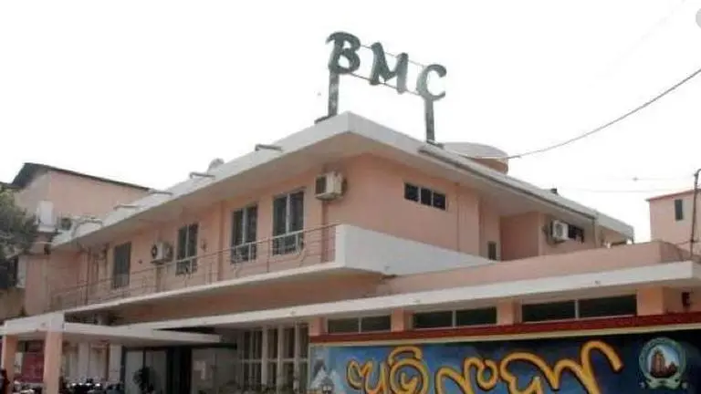 BMC asks private hospitals to keep staff in campus to check virus spread