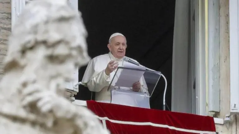 Pope Francis 'astonished' by mob attack on US Capitol