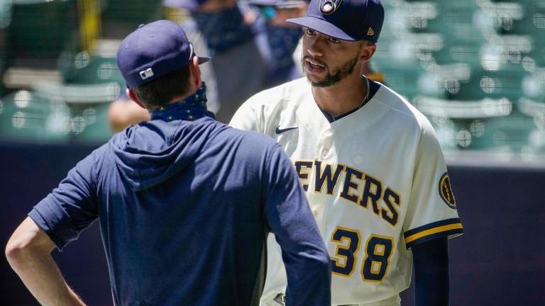 Brewers Reliever Devin Williams Wins NL Rookie Of The Year | Republic World