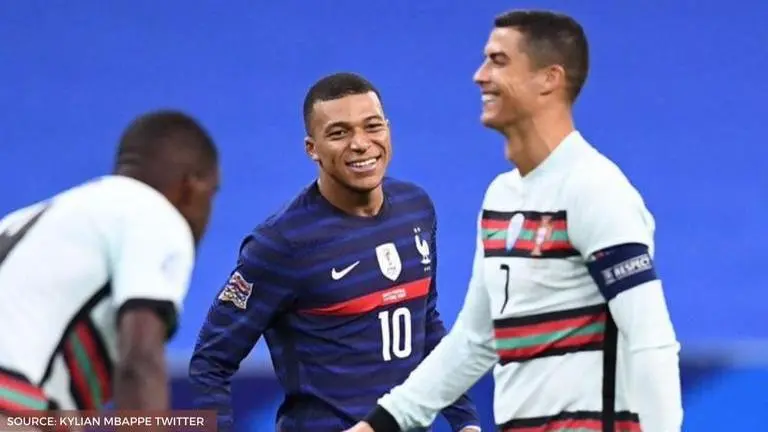 Cristiano Ronaldo, Kylian Mbappe's all-smiles interaction leaves fans awestruck Cristiano Ronaldo