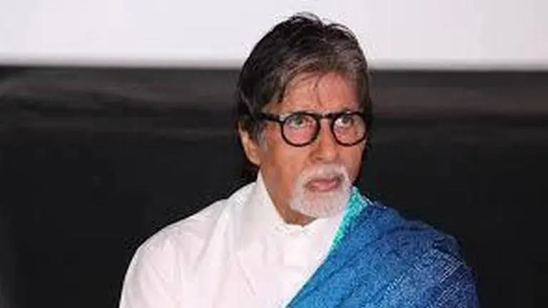 Amitabh Bachchan shares post on climate change, urges fans to protect 'Mother Nature' Amitabh Bachchan shares post on 'climate change' urge fans to protect 'Mother Nature'