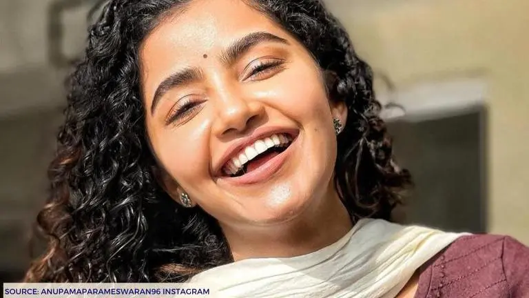 Is Anupama Parameswaran engaged? Here's her recent Instagram story that suggested the same Anupama Parameswaran