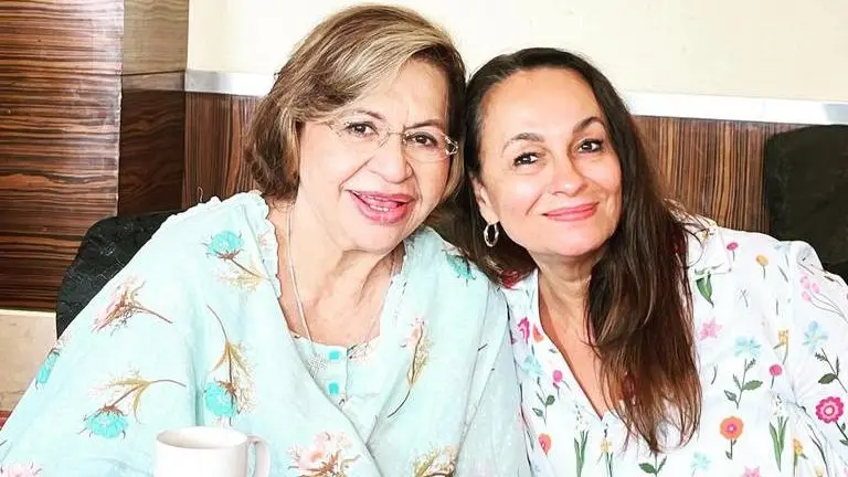 Soni Razdan to revive 80's magic in next project? Latest pic with Helen raises hype Soni Razdan, een, Soni Razdan collaborates with Helen, Soni Razdan shooting, Soni Razdan films