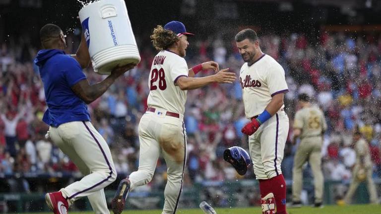 Kyle Schwarber Hits 25th Homer As Phillies Beat Padres 7-6 | Republic World