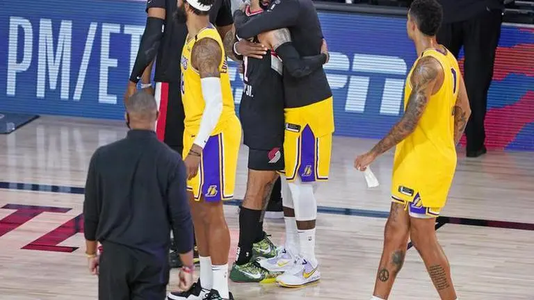 After deciding to stay, Lakers could be in bubble a while