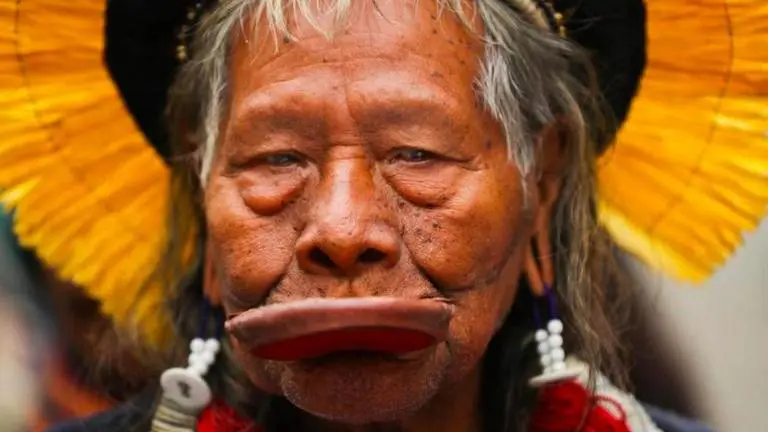 Indigenous leader Raoni is discharged from Brazil hospital