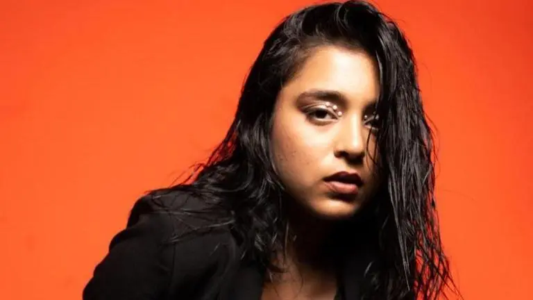 Imlie actress Sumbul Touqeer buys new house in Mumbai at 19; gives fans a tour | Watch Sumbul Touqeer