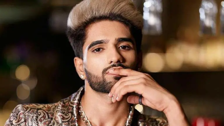 'Lock Upp': Zeeshan Khan issues apology post his eviction from Kangana Ranaut's show lock upp