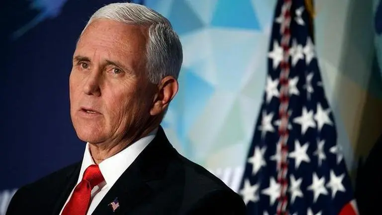 Pence formally accepts Republican vice-presidential nomination
