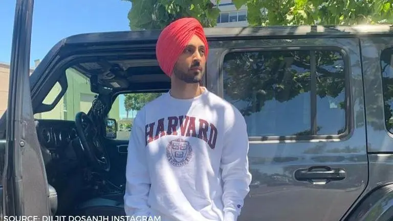 Badshah's comment on Diljit Dosanjh's throwback pic is endearing Diljit Dosanjh