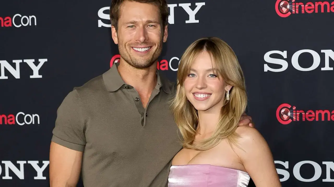 Sydney Sweeney breaks silence on dating Anyone But You co-star Glen Powell: Such a b'ful experience Glen Powell and Sydney Sweeney