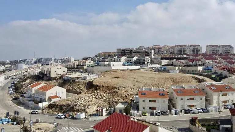 Israel issues tender to build 1,300 new homes in West Bank settlements; Palestine reacts Israel