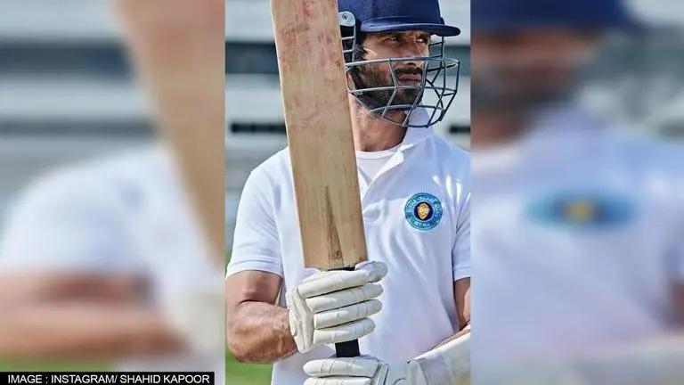 Shahid Kapoor says 'It's time' before sharing new 'Jersey' poster ahead of trailer launch Shahid Kapoor