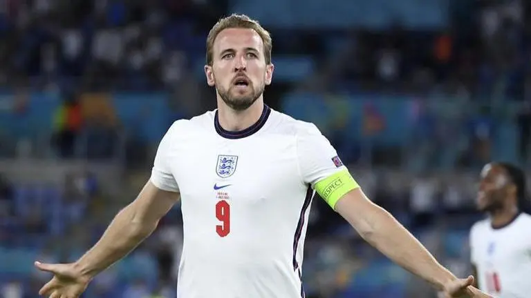 Harry Kane extends England goals record in 2-0 win against Ukraine in UEFA Euro Qualifiers Harry Kane