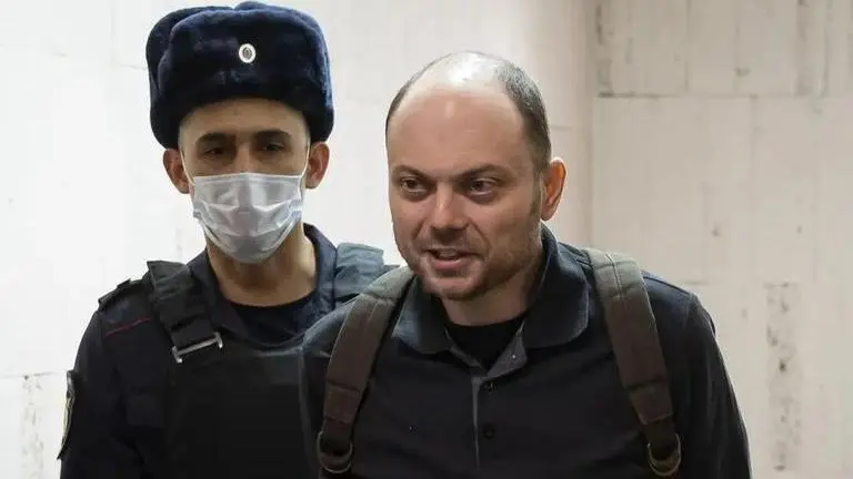 Foreign diplomats condemn prison sentence of top Kremlin critic Vladimir Kara-Murza Putin