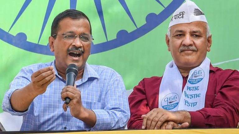 Delhi cm arvind kejriwal calls meeting of aap mlas on august 25 amid probe on liquor scam