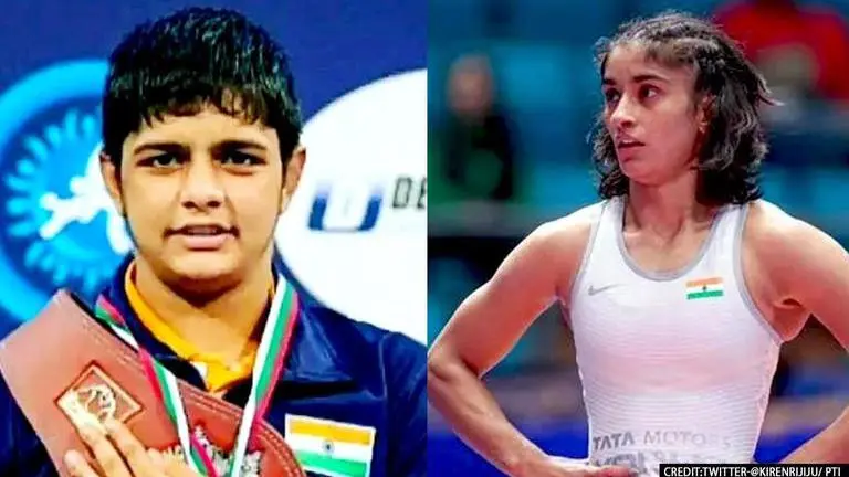 Vinesh Phogat suspended by WFI for 'indiscipline' in Tokyo; Sonam Malik served notice Vinesh Phogat/Sonam Malik