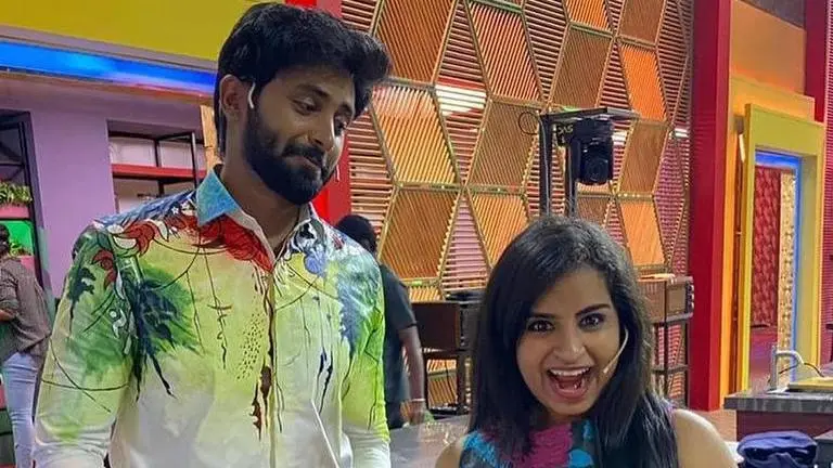 cook with comali 2 cast