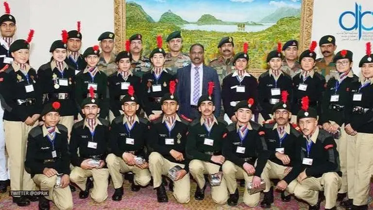 Jammu-Kashmir's Republic Day contingent meets Lieutenant Governor GC Murmu J&K