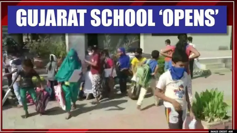 Gujarat: Rajkot school flouts lockdown, allows 100 students to collect exam results Gujarat