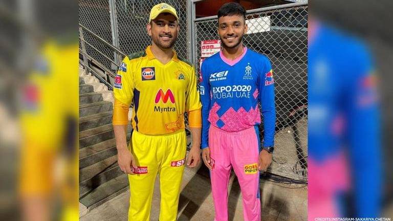 Ipl 2021: chetan sakariya shares pic with ms dhoni, says 'thanks for inspiring all of us'