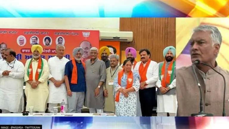 Sunil Jakhar slams Congress after party cadres join BJP; 'Will also lose place of Oppn' Sunil Jakhar