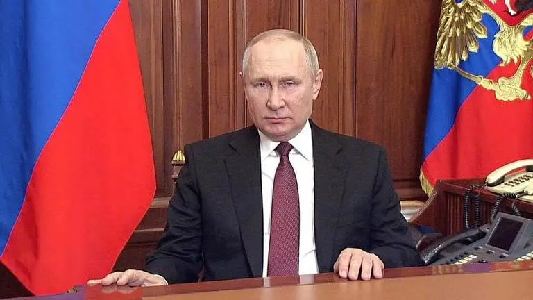 Russian President Putin criticizes 'golden billion' model; calls it 'unfair & racist' Russia
