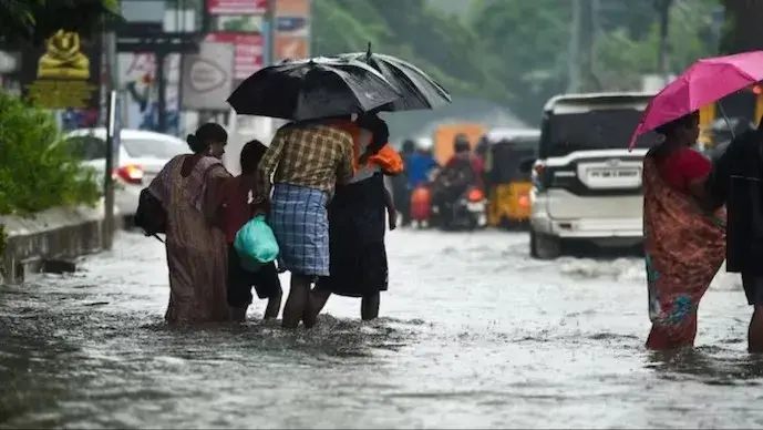 Chennai Rain Update: IMD Issues Red Alert, Heavy to Very Heavy Rainfall Likely This Week IMD Predicts Very Heavy Rainfall this Week, Check Details Here