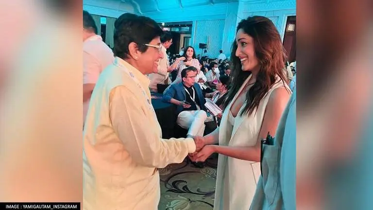 Yami Gautam shares fan-girl moment with Kiran Bedi; calls latter her strongest inspiration Yami Gautam