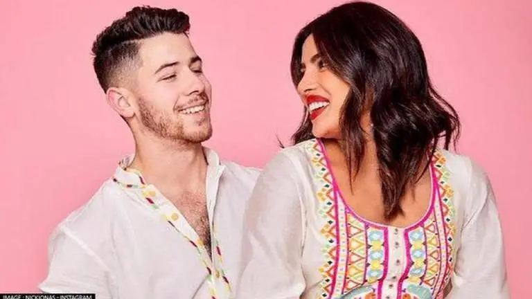 Priyanka Chopra receives flowers from hubby Nick Jonas ahead of 'Citadel' shoot in Spain Priyanka Chopra