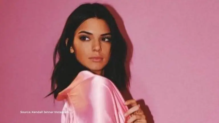 Kendall Jenner accused of photoshopping clicks, setting 'unrealistic beauty standards' Kendall Jenner